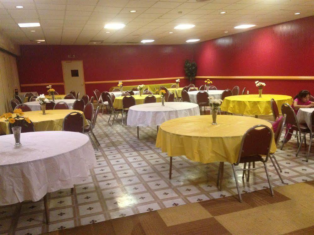 Motel Super 8 By Wyndham Goldsboro Exterior foto